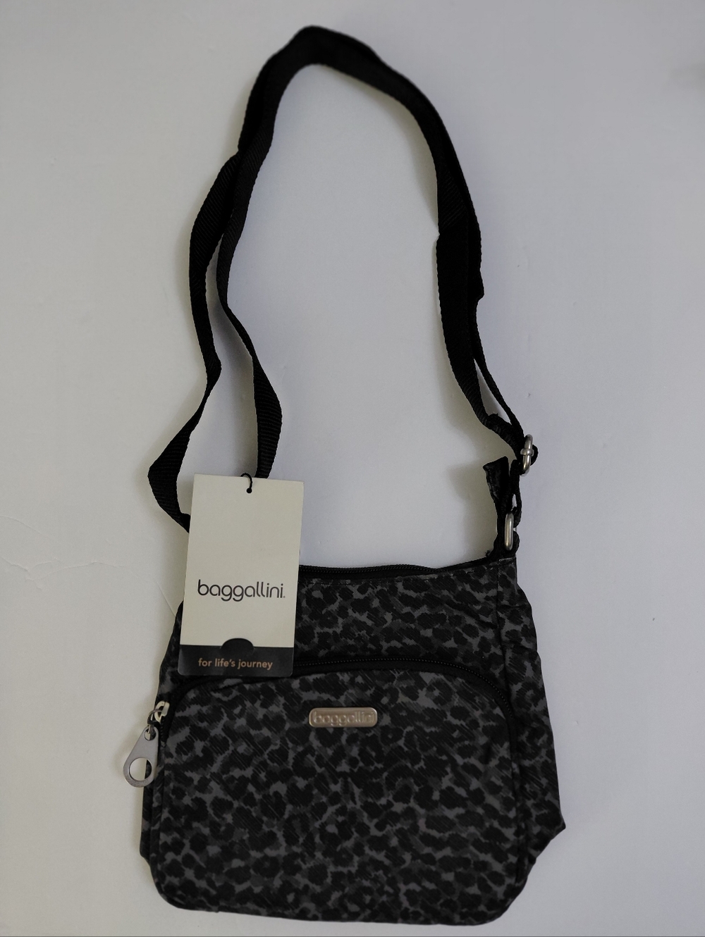 Baggallini Joey Bagg in Black and Gray